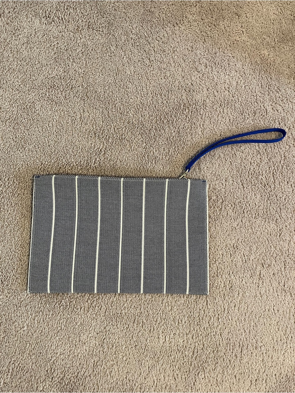 Striped Zip Wristlet Clutch in Gray and White